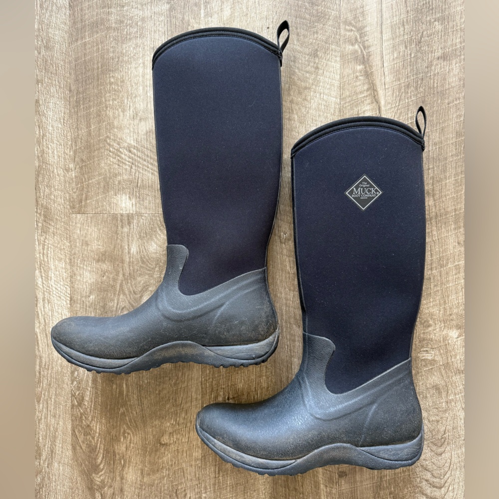 The Muck Boot Co Women’s Chore Tall Black Boot Size 9